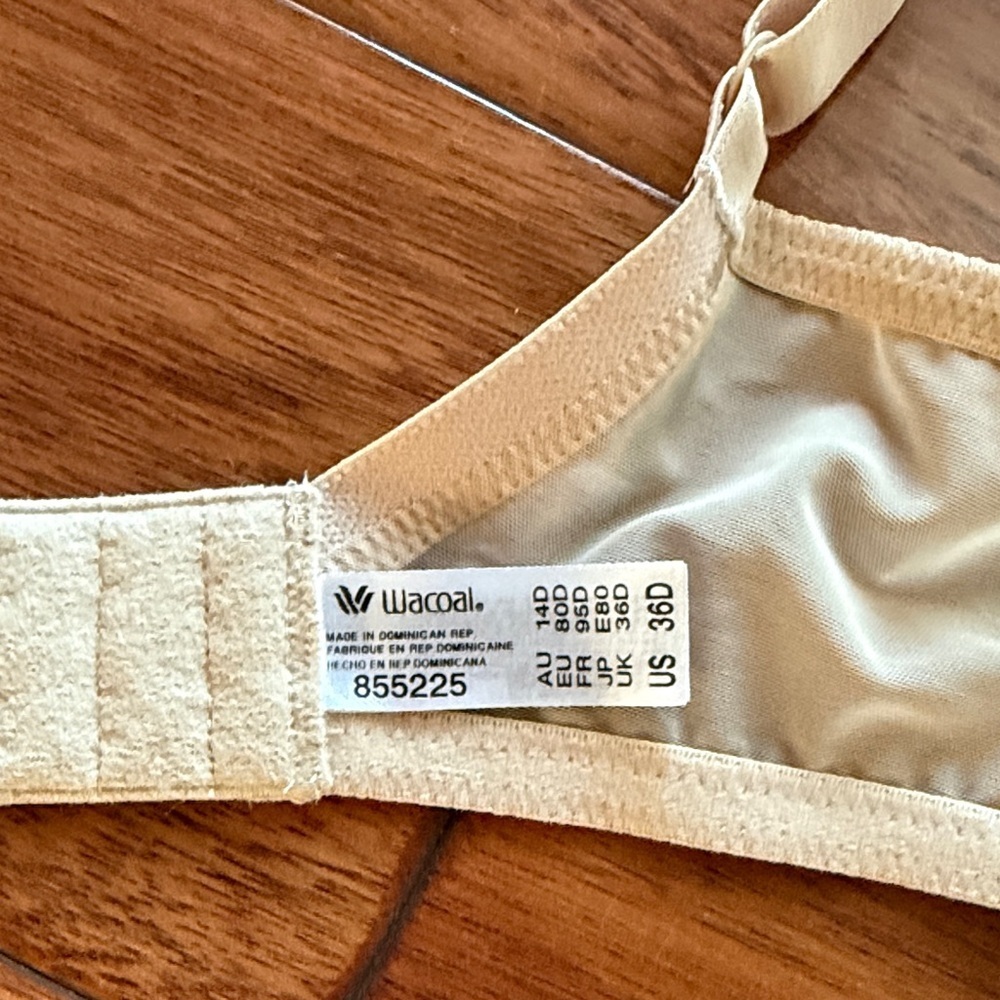 NWT Wacoal Stark Beauty Underwire Bra 855225 Lace - Cream 36D - Picture 6 of 6
